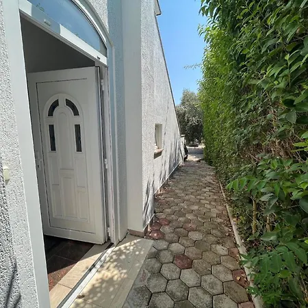 Apartment Ferienwohnung Fur 4 Personen Ca 70 Qm In Medulin, Istrien Sudkuste Von Istrien